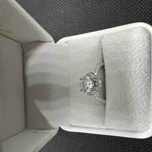 天然ダイヤモンド1.01ct Au750（せいぼせい）