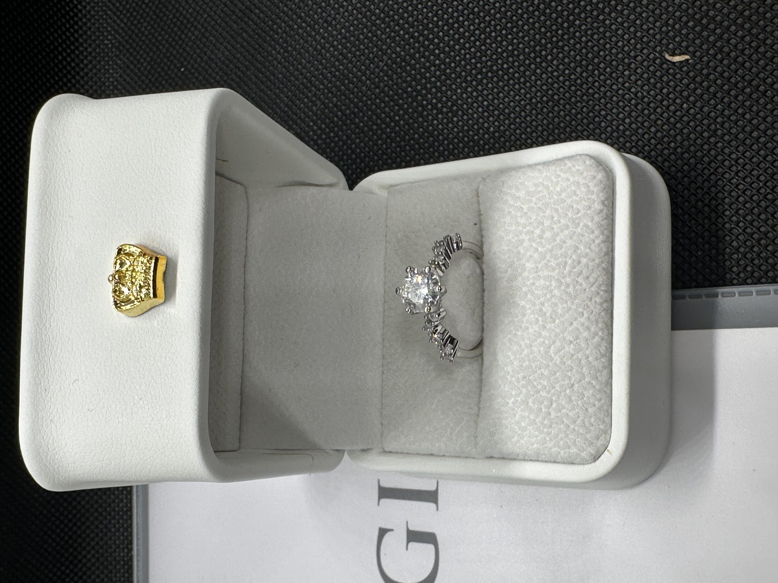 天然ダイヤモンド1.01ct Au750（かげろうのちかい）