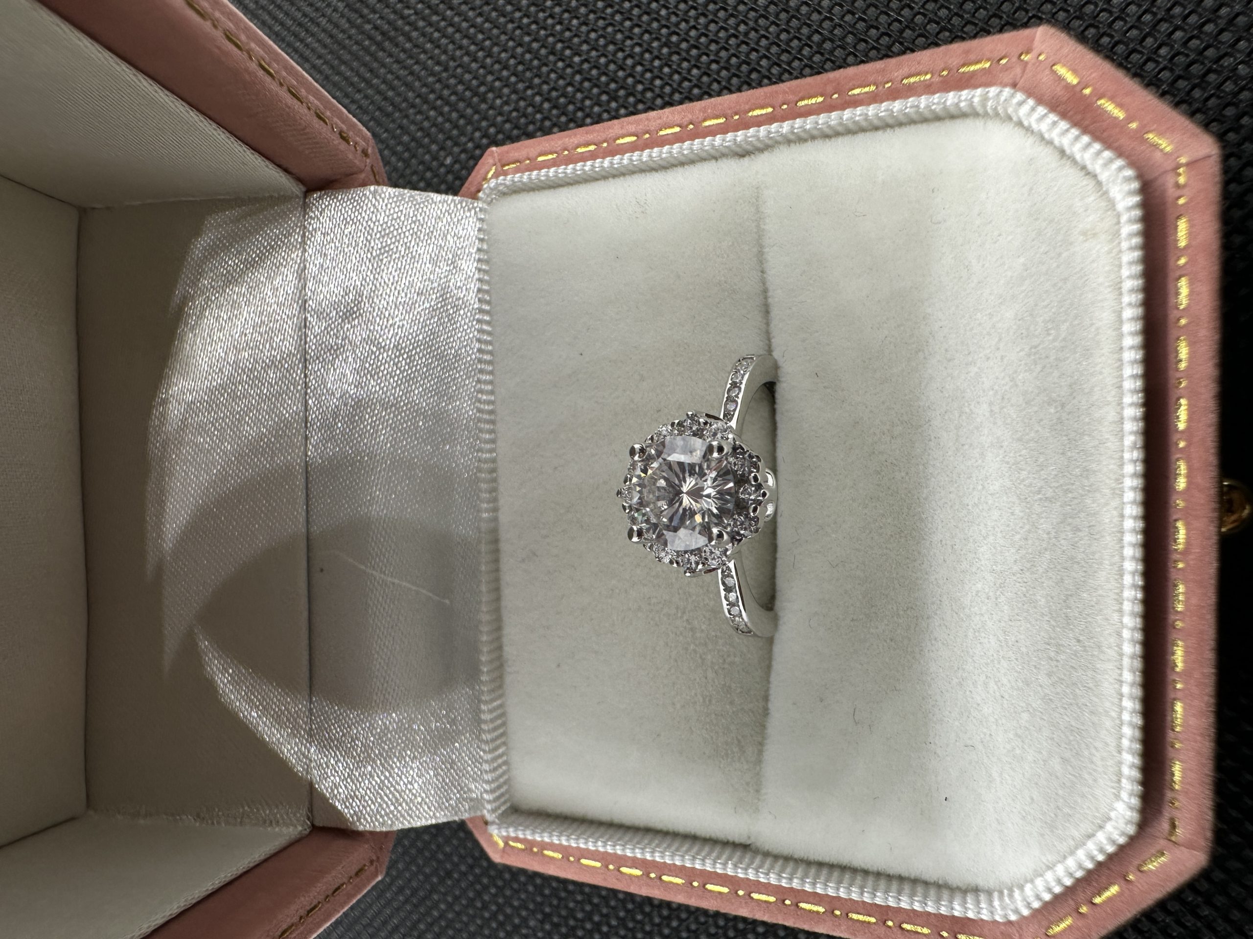 一粒ダイヤネックレス スイート テン 指輪 天然ダイヤモンド1.01ct GIA証明書 AU750指輪