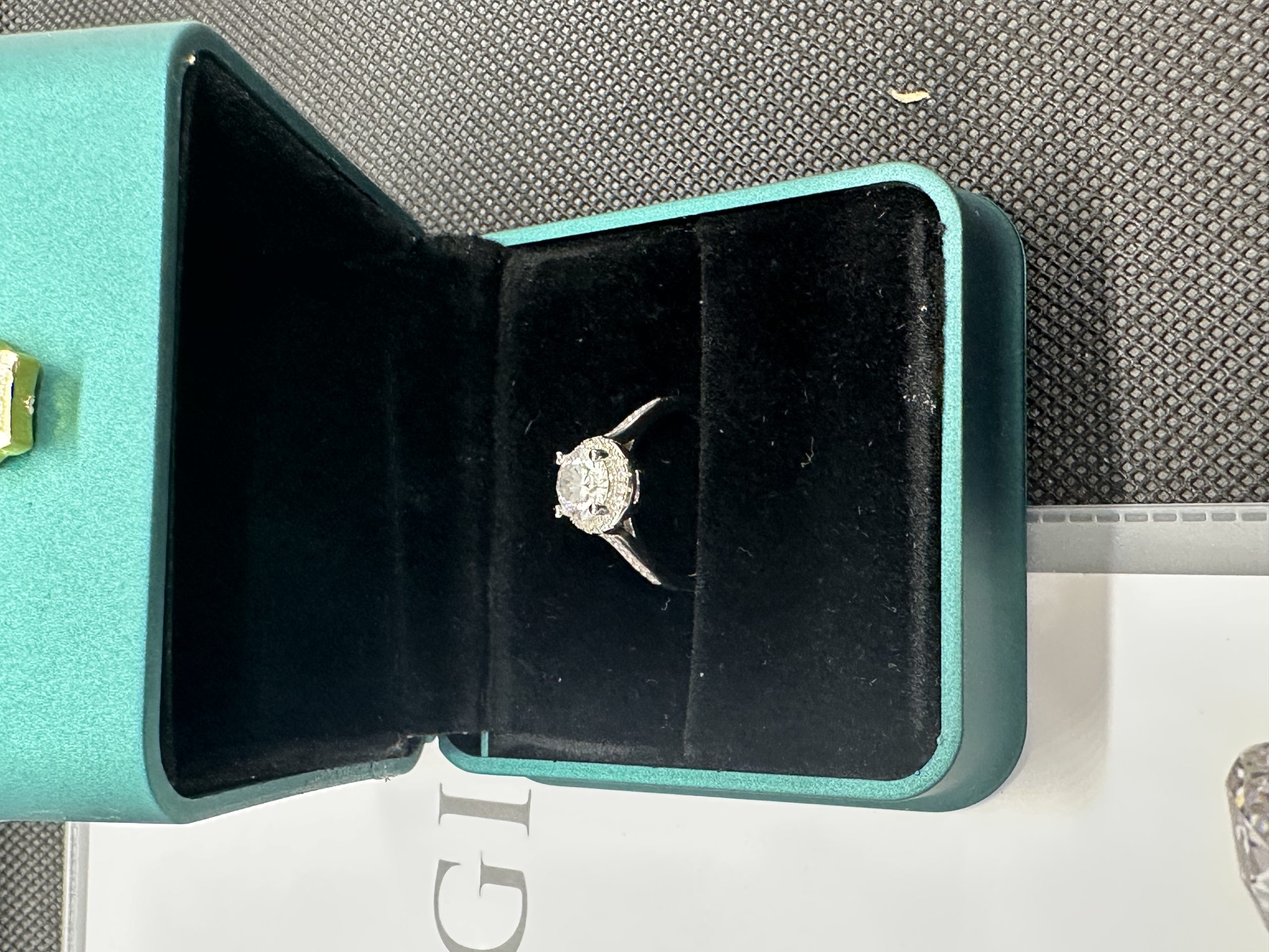 一 粒 ダイヤ ネックレス ダイヤの指輪 天然ダイヤモンド1.01ct GIA鑑定書 AU750指輪