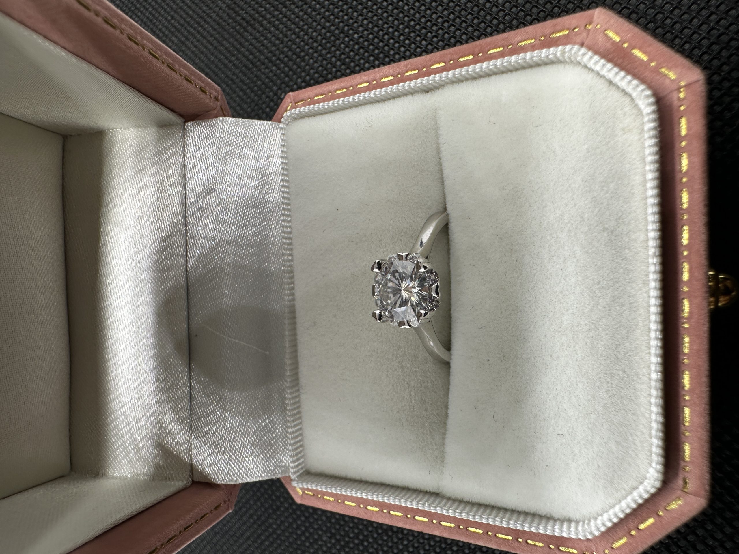 一粒ダイヤネックレス プラチナ ダイヤ 指輪 天然ダイヤモンド1.01ct GIA証明書 AU750指輪