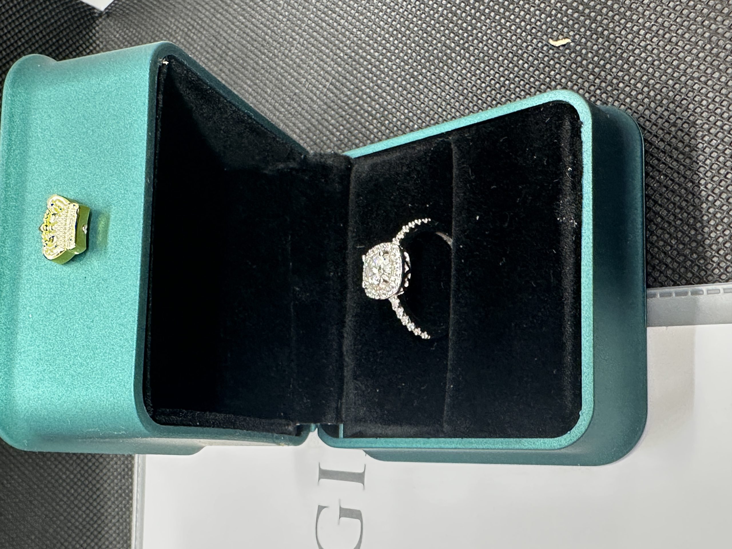 一 粒 ダイヤ ネックレス メレー ダイヤモンド 天然ダイヤモンド1.01ct GIA鑑定書 AU750指輪