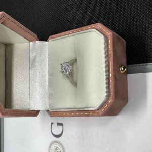 一粒ダイヤネックレス スイート テン ダイヤモンド 天然ダイヤモンド1.01ct GIA証明書 AU750指輪