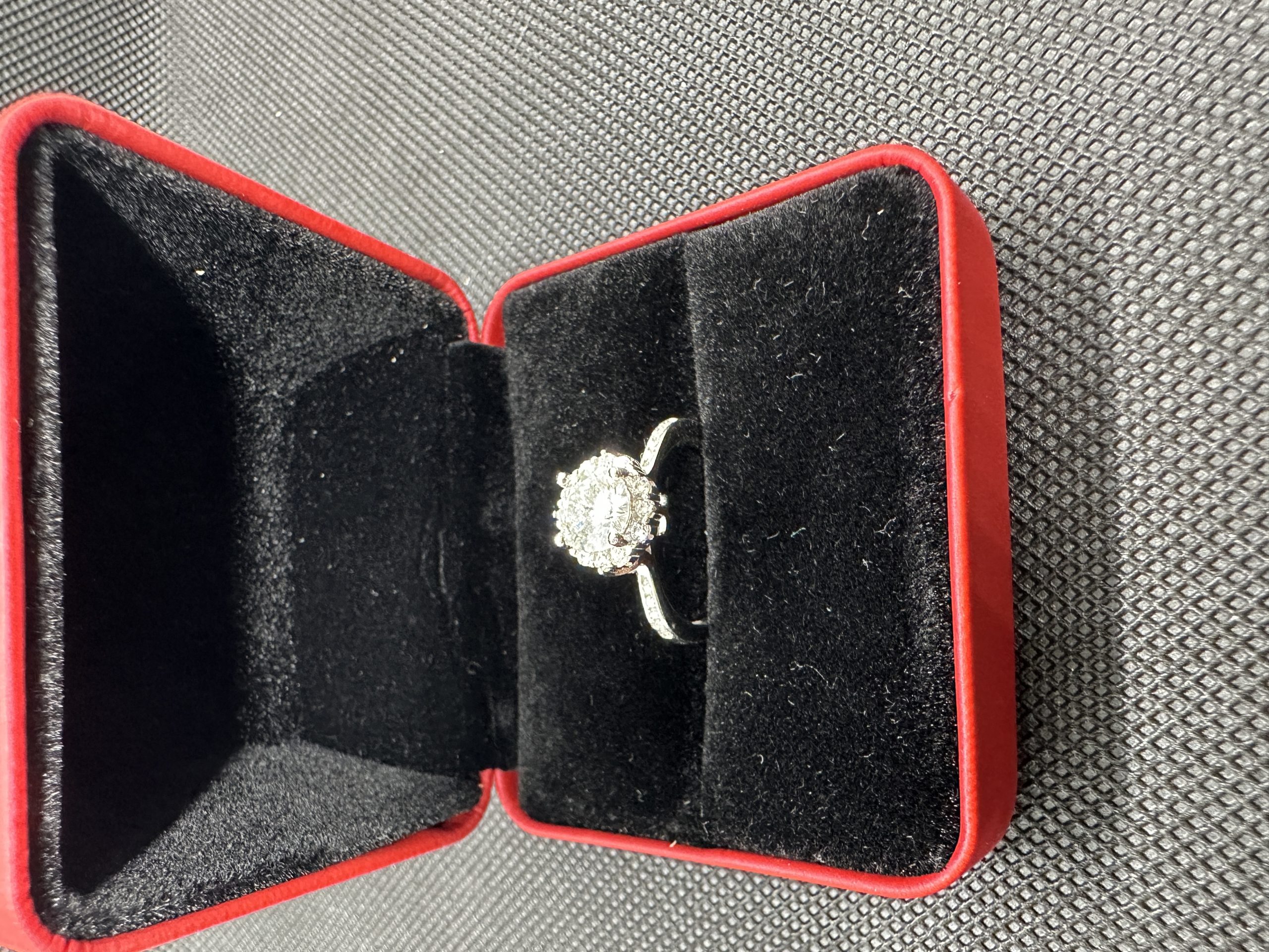 一粒ダイヤネックレス スイート テン 指輪 天然ダイヤモンド1.01ct GIA鑑定書 AU750指輪