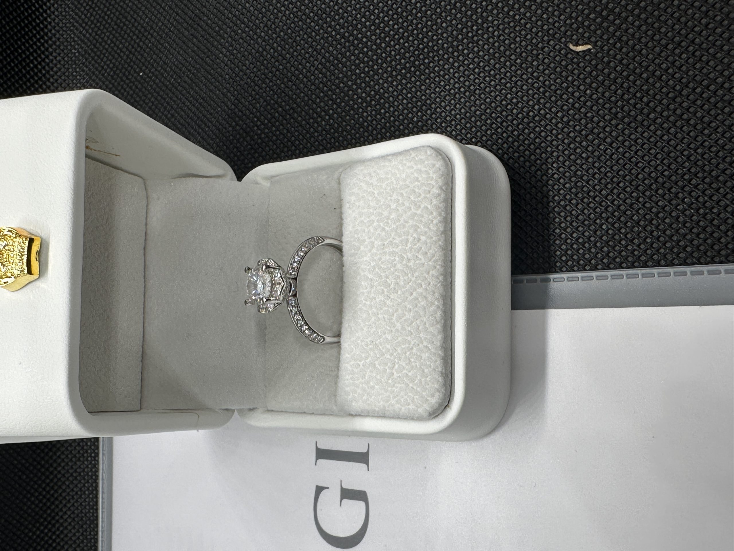 一粒ダイヤネックレス ダイヤモンド 天然ダイヤモンド1.01ct GIA鑑定書 AU750指輪